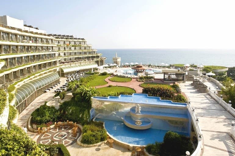 Sunrise Queen Luxury Resort & Spa