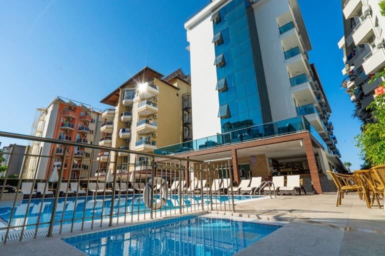 Kleopatra Life Beach