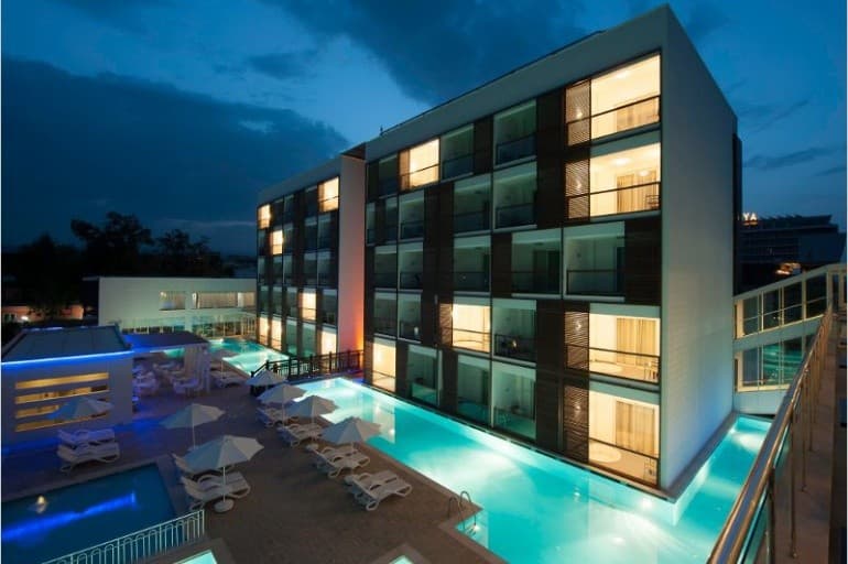 Lonicera West (Ex.gold Island Mondo)
