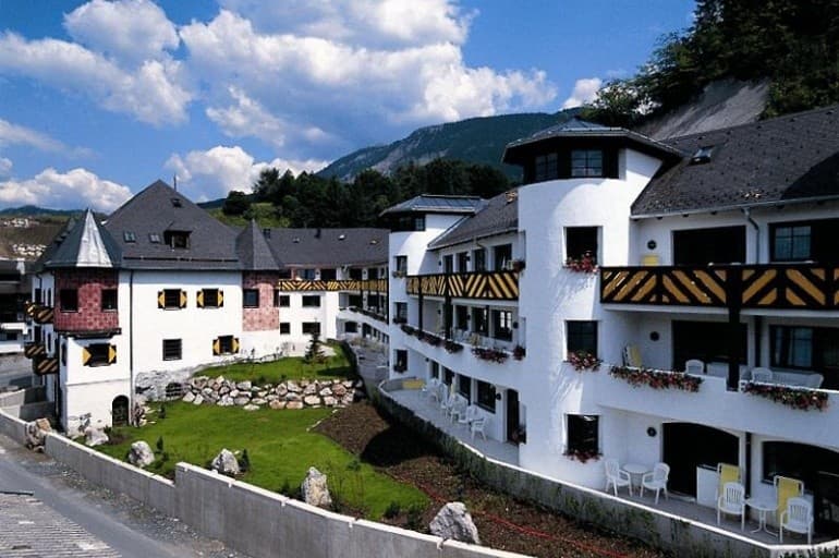 Family Schloss Rosenegg